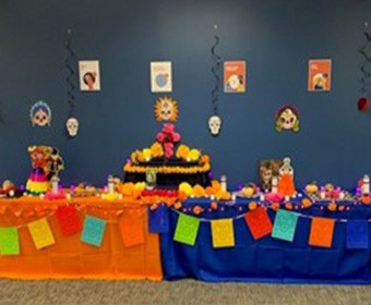 UTSA Honors Students Educate and Celebrate Through Day of the Dead Exhibit